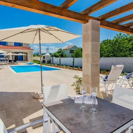 Glavilla Dom wakacyjny Privlaka (Zadar)